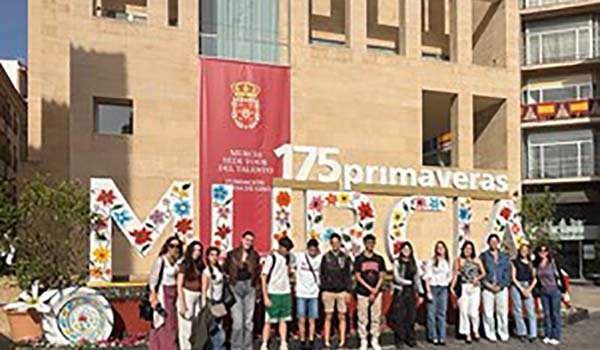 To Λύκειο Βεργίνας Λάρνακας σε κινητικότητα Erasmus+ στο Έλτσε της Ισπανίας Image